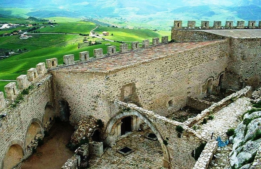 caltanissetta